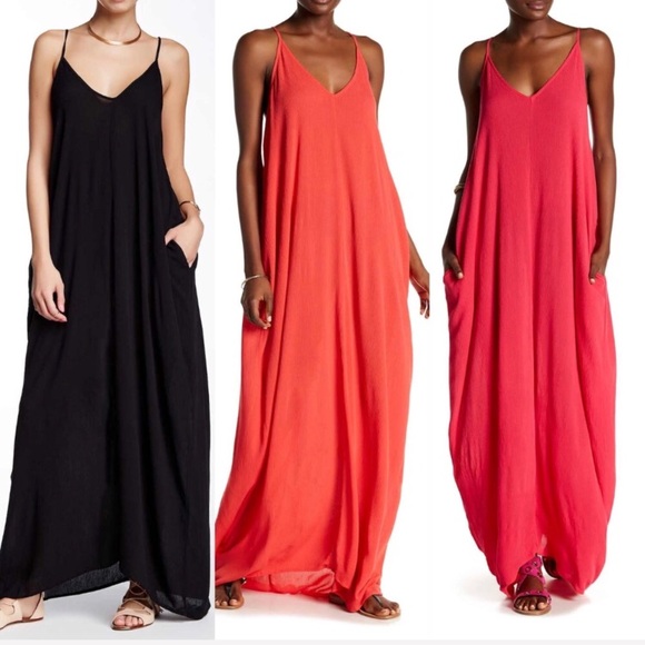 Lovestitch Dresses & Skirts - Spaghetti Strap Maxi Dress